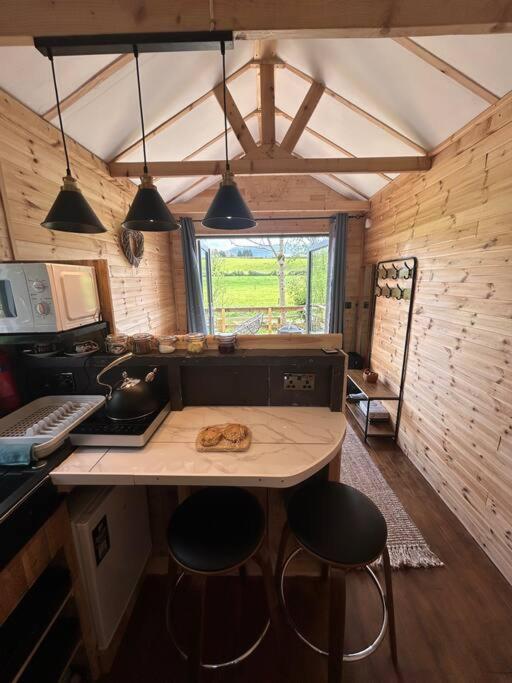 Riverside Cabin Limerick Junction 外观 照片