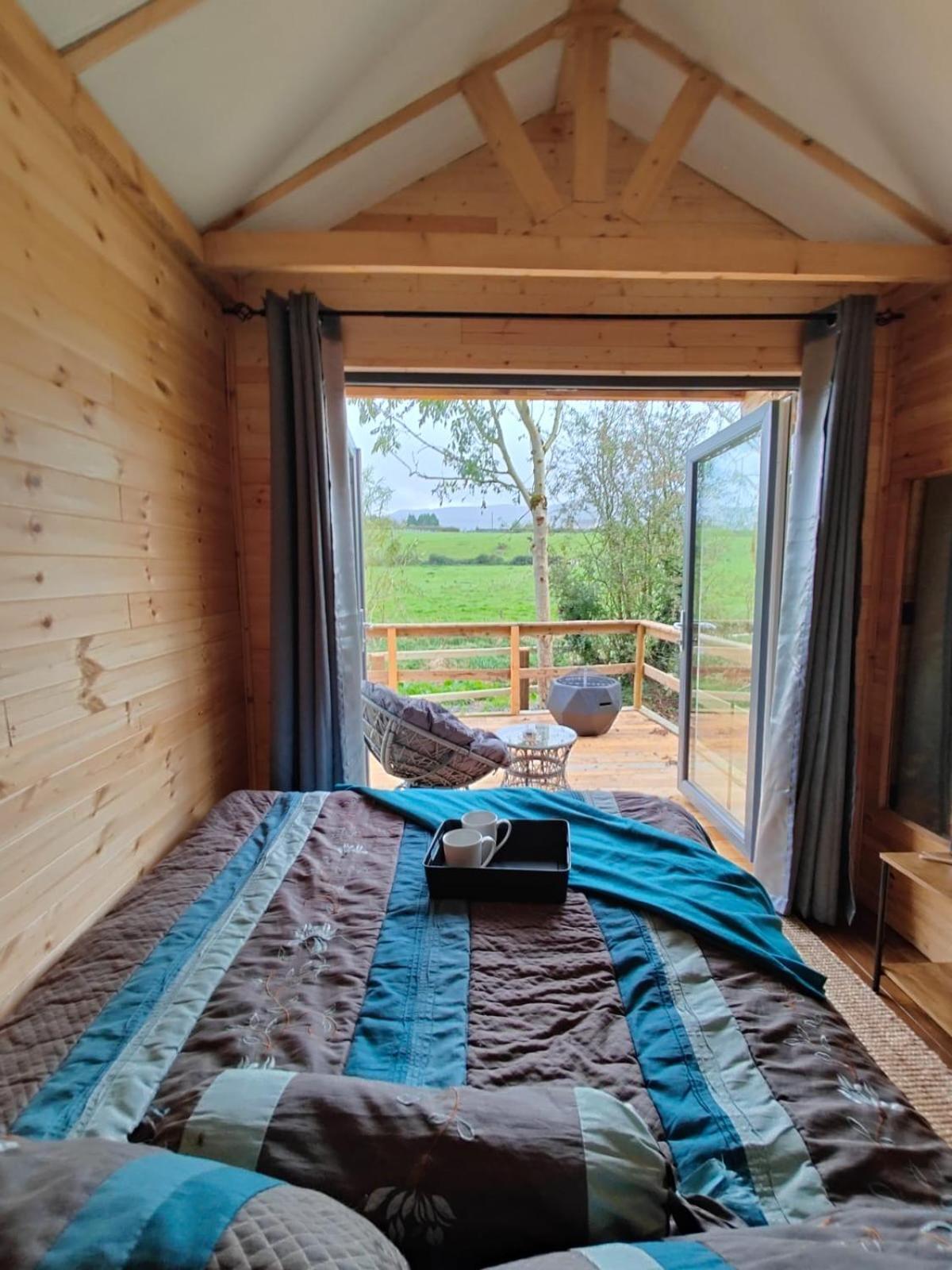 Riverside Cabin Limerick Junction 外观 照片
